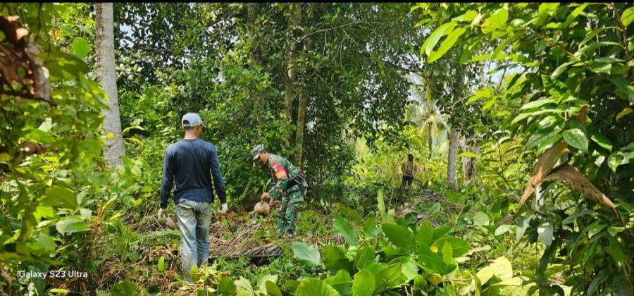 SERASAN TIMUR – Babinsa Koramil 06/Serasan Kodim 0318/Natuna, Serka Hendry Purwanto, melaksanakan ke