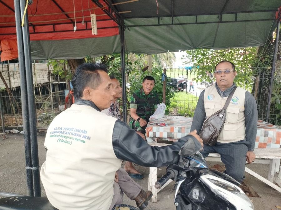 Serda Marizal Perkuat Silaturahmi TNI dan Warga Marsawah