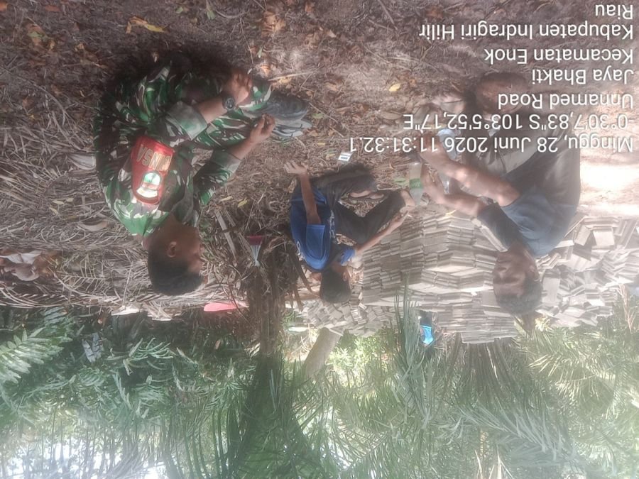 Serda Niko Arisandi anggotq koramil 02/TM, Himbau Warga Jaya Bhakti Jaga Kerukunan dan Keamanan