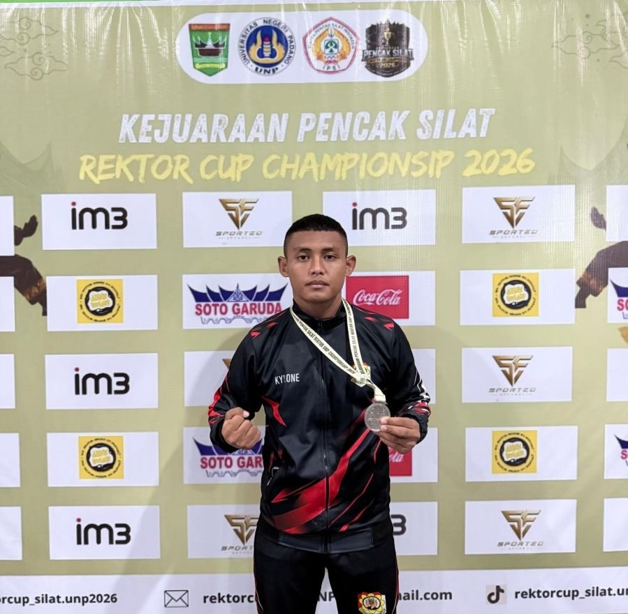 Serda Okky Prasetyo Raih Juara 2 Pencak Silat Rektor UNP Championship 2026