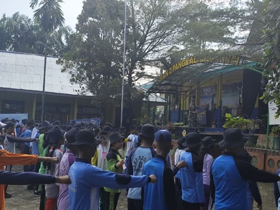 Serda Okto Rodi Silitonga Latih 350 Siswa SMAN 2 Pangkalan Kerinci dalam Kegiatan PBB