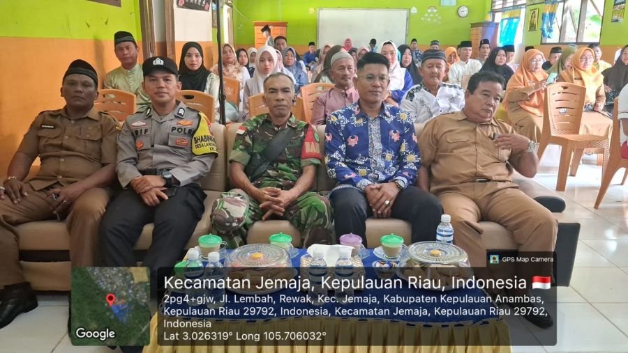 Serda R.A.Binran Bol Hutabarat menghadiri undangan perpisahan siswa SMPN 2