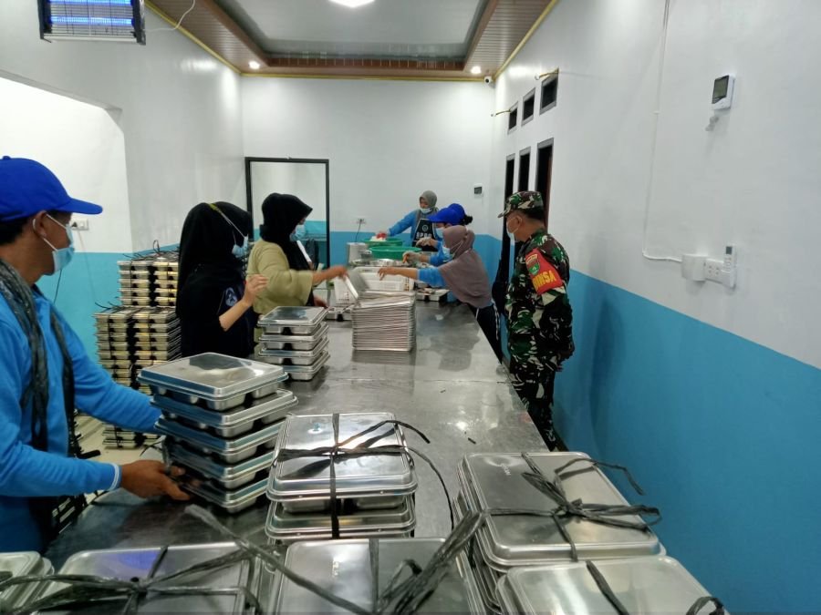 Serda Zulkarnain Awasi Kegiatan Makan Sehat Bergizi Berjalan Lancar di Bathin Solapan