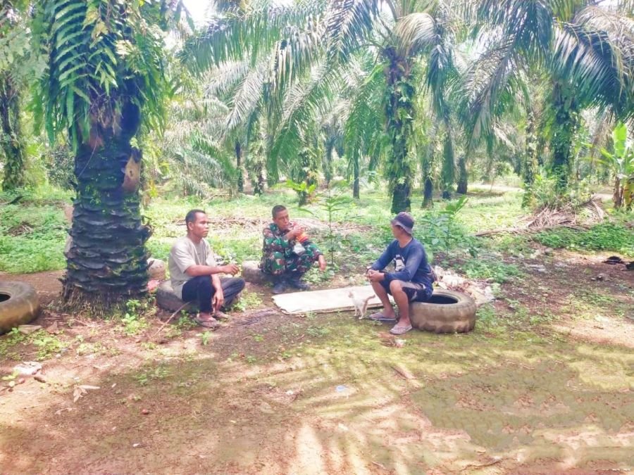 Serka Basridul Komsos bersama Masyarakat