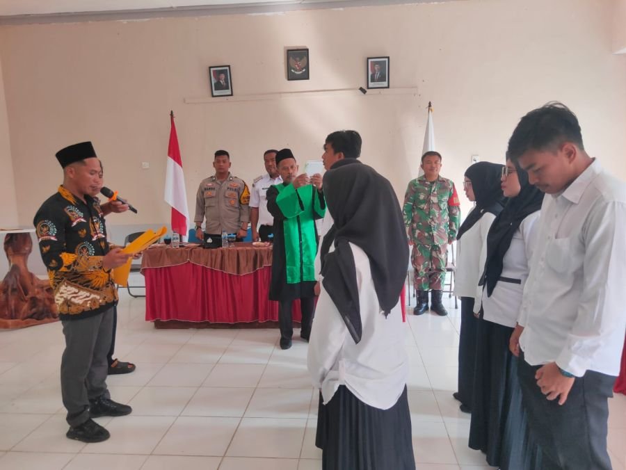 Serka Didih Sukiadi Hadiri Pengambilan Sumpah Panitia Pilkades Desa Batu Berapit