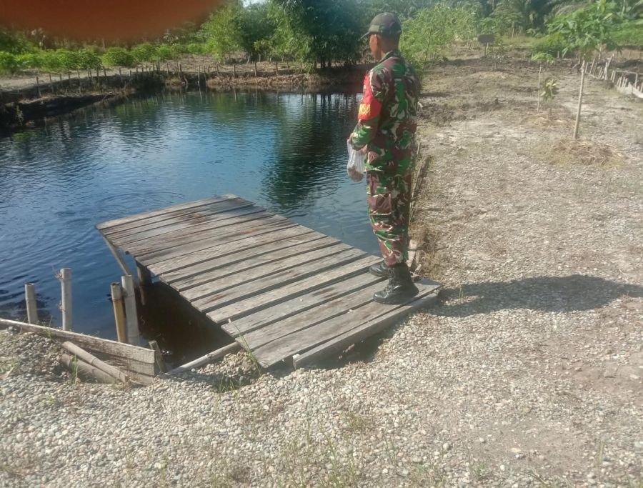 SERKA HANDOKO RAWAT KOLOM IKAN DI ECOPARK, JAGA KELESTARIAN DEMPELOT POSRAMIL BATHIN SOLAPAN
