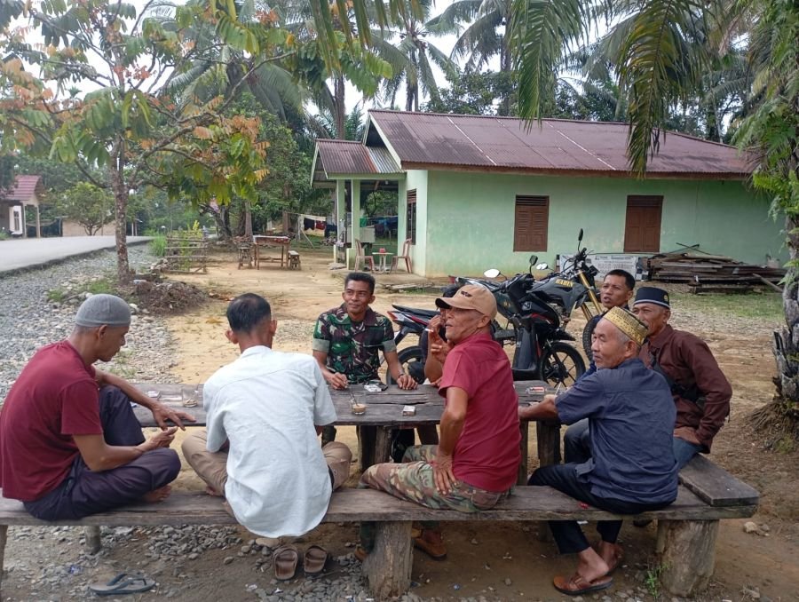 Serka Lubis Laksanakan Komunikasi Sosial Bersama Masyarakat Binaan di Desa Pulau gadang