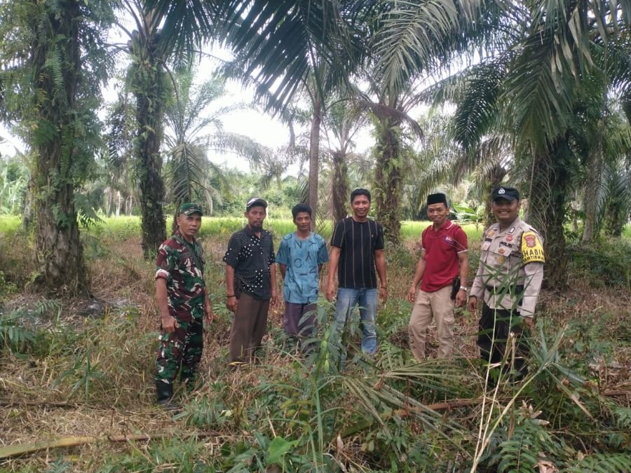 Serka Masri Turun Langsung Amankan Perbatasan Desa Sialang Panjang