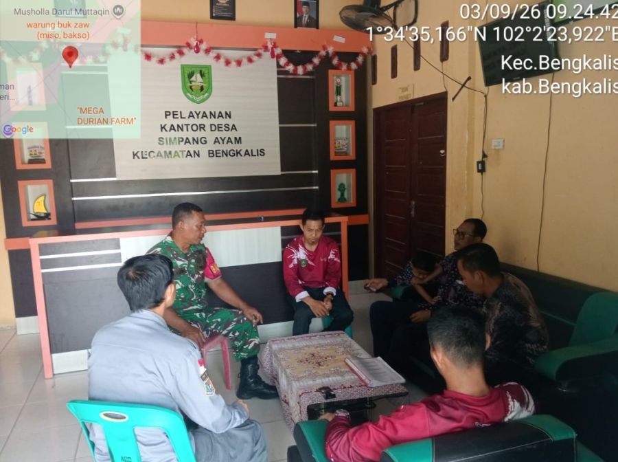 Serka Subarianto melaksanakan Komsos kampung pancasila Di desa Binaan