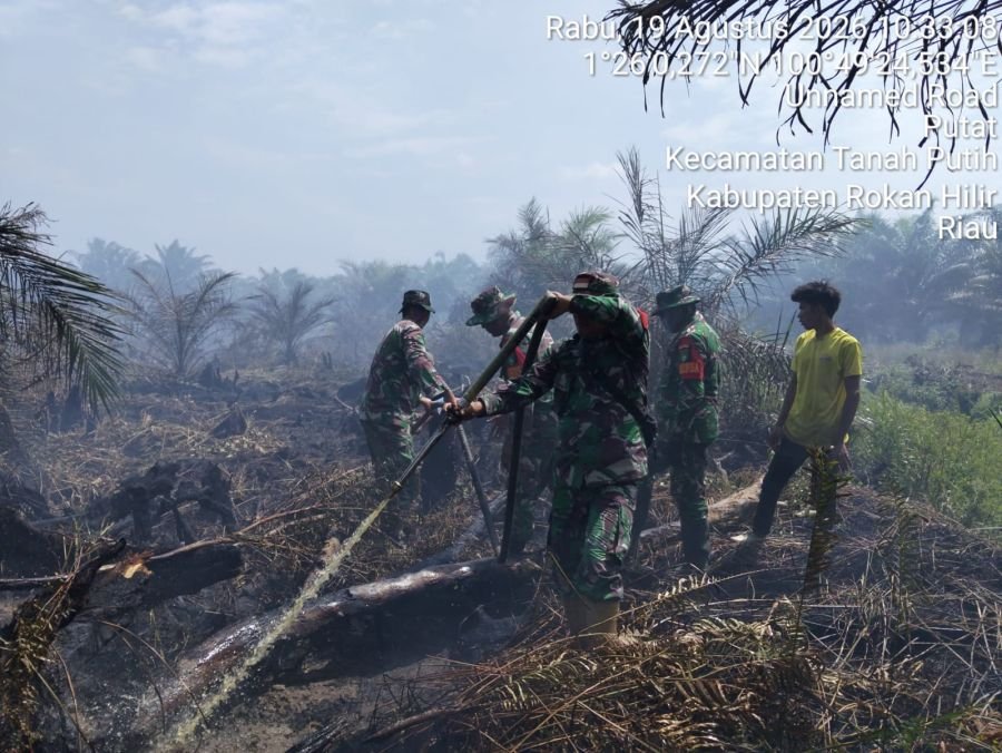 Serka Suparman Melaksanakan Verifikasi titik Api Karhutla Dilanjutkan Pemadaman dan Pendinginan