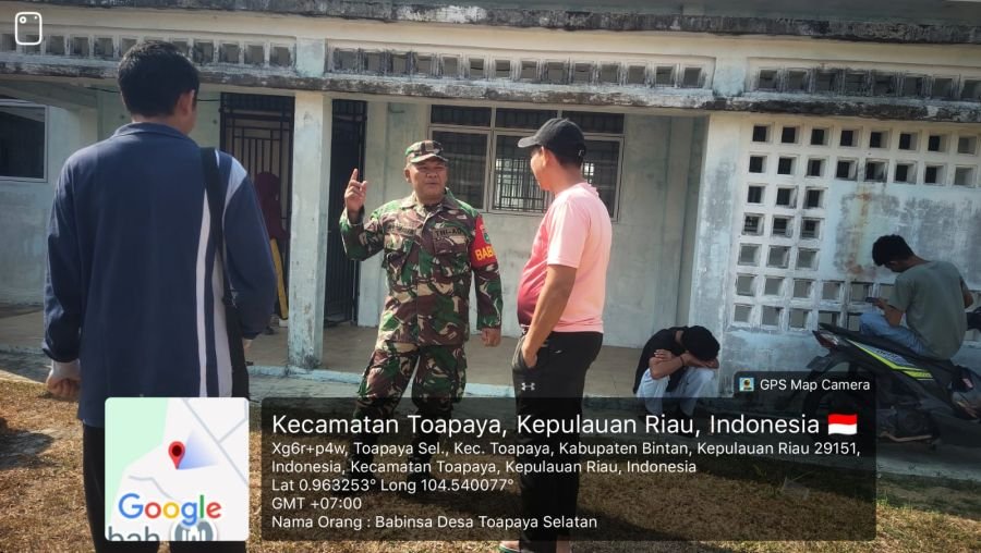 Serma M. E Sibarani, melaksanakan himbau warga untuk aktif melaksanakan patroli di wilayah.