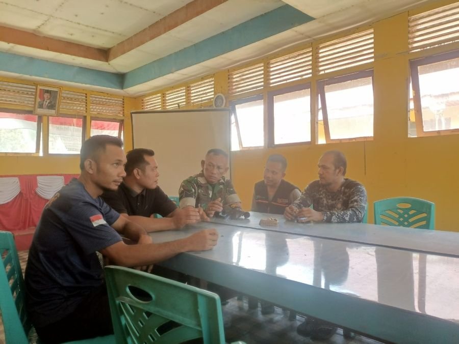 Serma Sugianto Dorong Warga Jaga Persatuan dan Kebersihan Lingkungan di Kelurahan Pelangiran