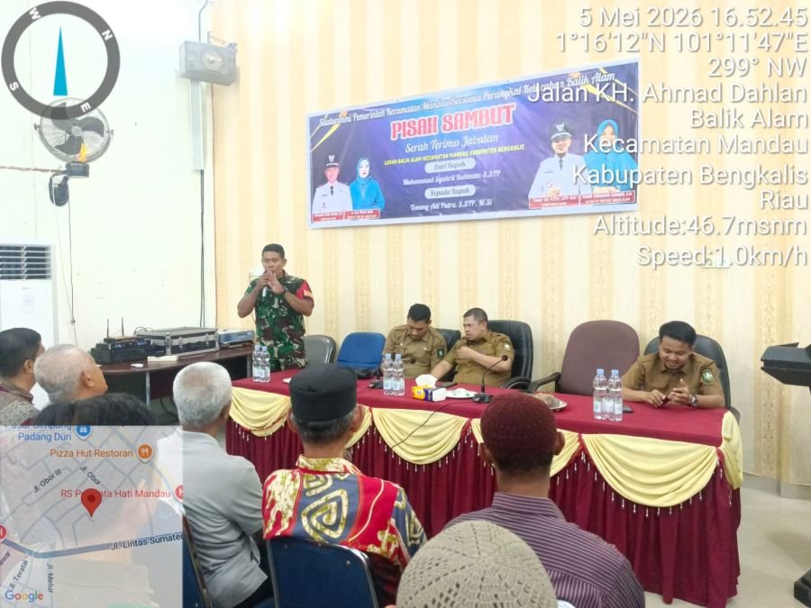 Sertijab Lurah Balik Alam, Sertu Firman Harapkan Pelayanan Masyarakat Lebih Prima
