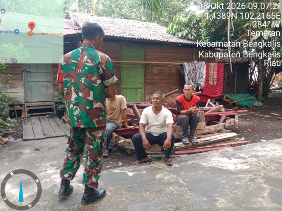 Sertu Amroni giat melaksanakan Komsos Kampung Pancasila di desa Damai kec Bengkalis kabupaten Bengka