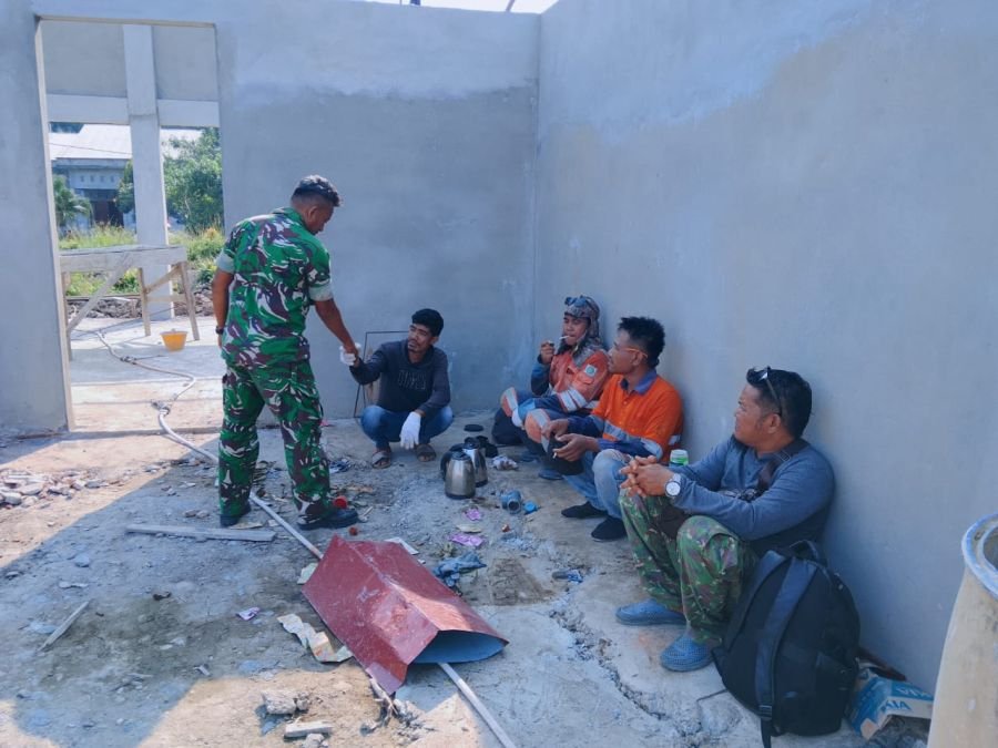 Sertu Beni Manopo Bangun Komunikasi Dekat dengan Warga Pangkalan Pinang