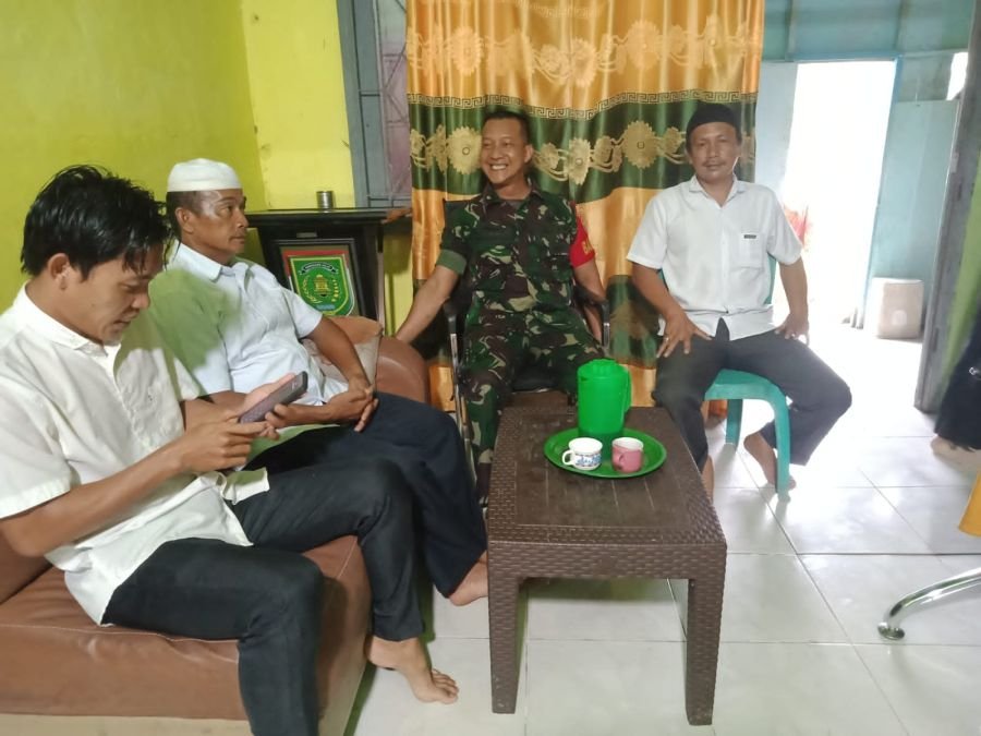 Sertu Johansah Perkuat Jaring Mitra Karib di Seberang Sanglar, Komsos Makin Solid