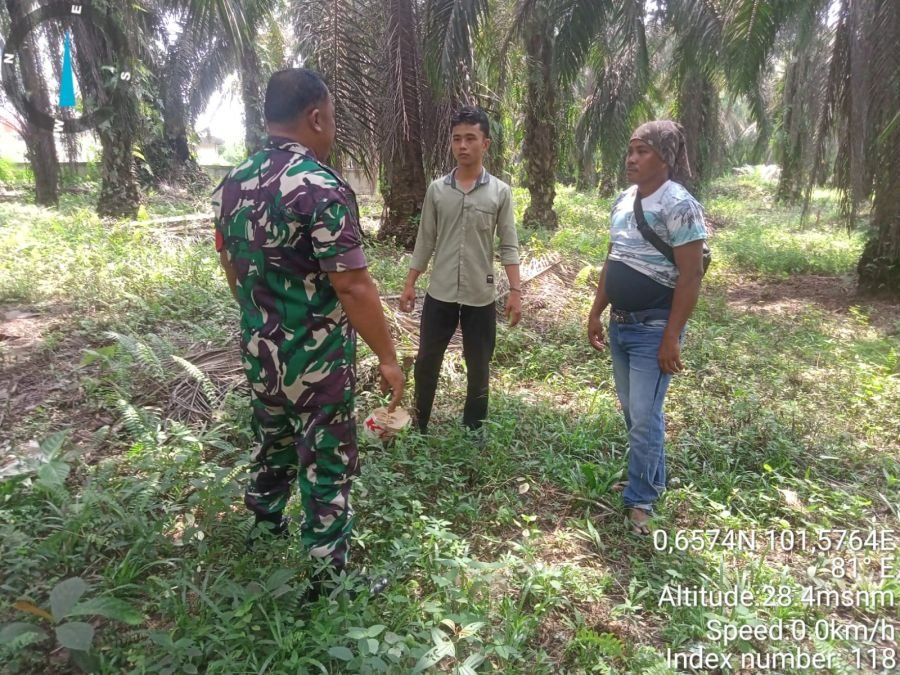 Sertu Rudy Pimpin Patroli Karhutla, Titik Rawan Terus Dipantau di Kp Rantau Panjang