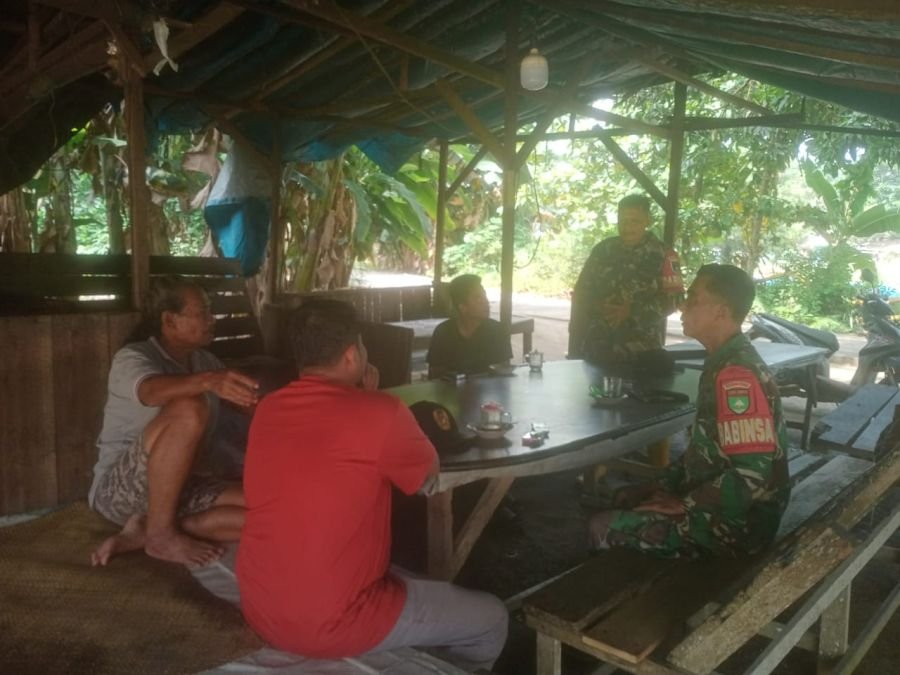 Sertu Sutiman Suluhkan Nilai Luhur Pancasila di Kalangan Warga Desa Balai Makam