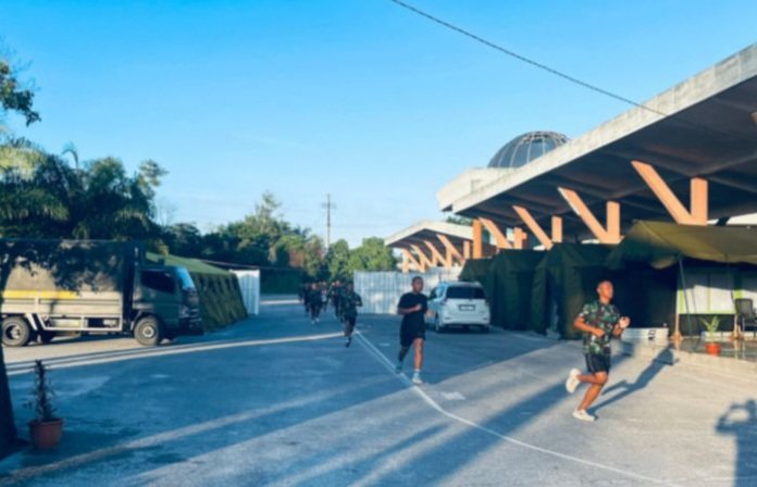 Siap Hadapi Tekanan Tugas, Prajurit Yonif TP 952/IB Jalani Lari Interval Ketat
