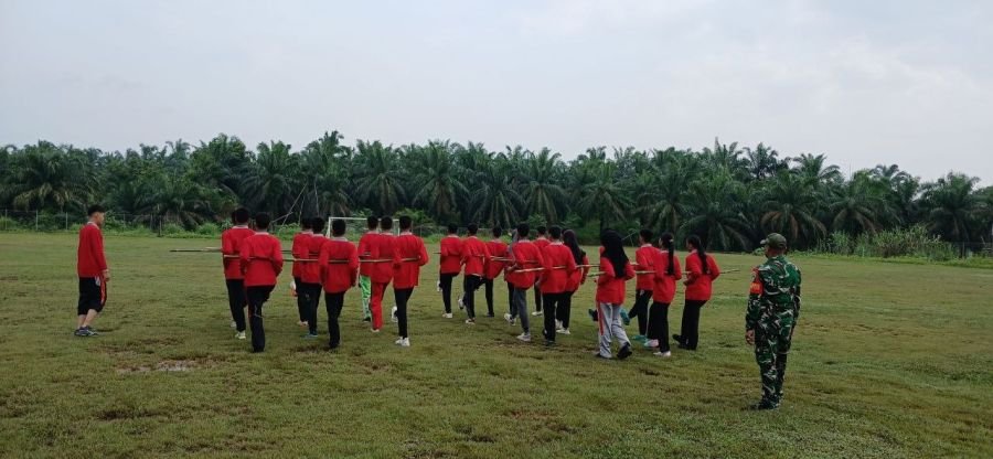 Siapkan Mental dan Fisik, Babinsa Koramil 08/TDN Gembleng Paskibra Kec. Kabun