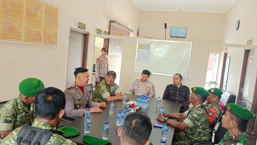 Silaturahmi HUT Bhayangkara Ke-80, Koramil 01/Tembilahan Tegaskan Sinergi TNI-Polri