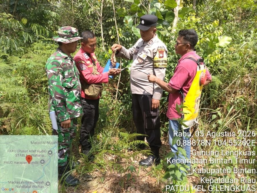 Sinergi Jaga Kelestarian Alam, Babinsa Gunung Lengkuas Laksanakan Patroli Terpadu Bersama Manggala A