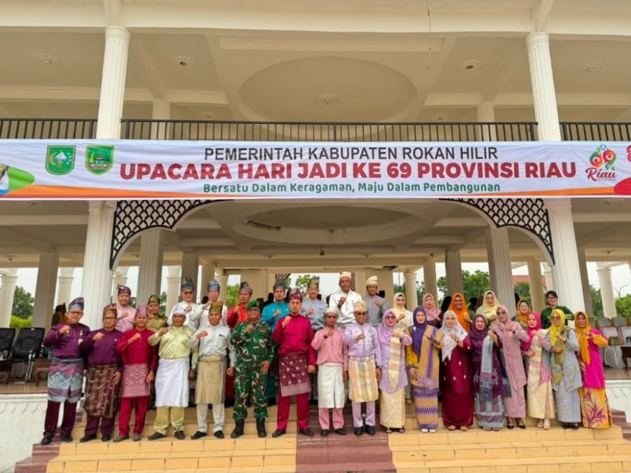 Sinergi Tanpa Batas, Serka Alpin Wakili Wadanramil 01/Bangko Hadiri Upacara HUT ke-69 Provinsi Riau
