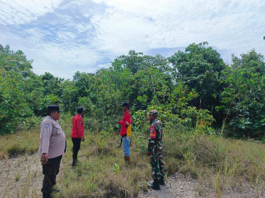 Sinergi TNI-Polri dan MPA, Pelda Zamzami Pimpin Patroli Gabungan Karhutla di Kampung Dayun