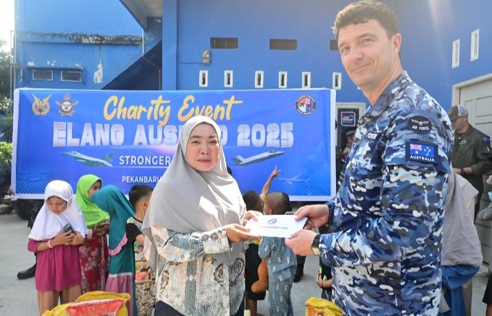 Sisi Humanis Latma Elang Ausindo 2025: TNI AU dan RAAF Tebar Keceriaan di Panti Asuhan