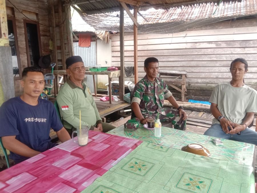 Siskamling Kembali Digelorakan, Danposramil 01/Tembilahan Libatkan Tokoh Masyarakat