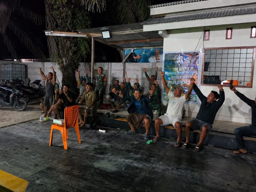 Sorak Pecah, Koramil 09 Singingi Gelar Nobar Prancis vs Spanyol
