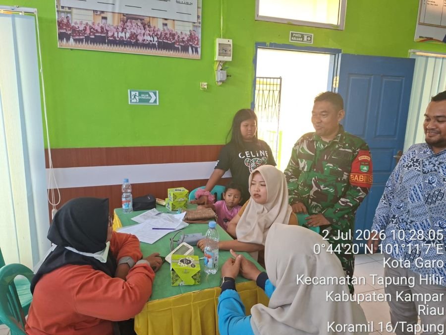 Sukseskan Program KB Nasional,Babinsa Koramil 16/Tapung Hadiri HARGANAS ke 33 di Kota Garo