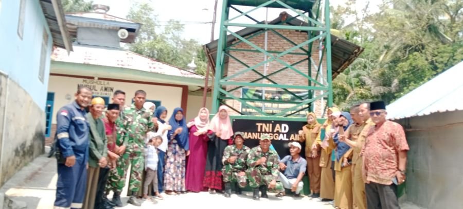 Sumur Bor TNI AD Tuntas, Warga Minas Jaya Gelar Doa Syukuran
