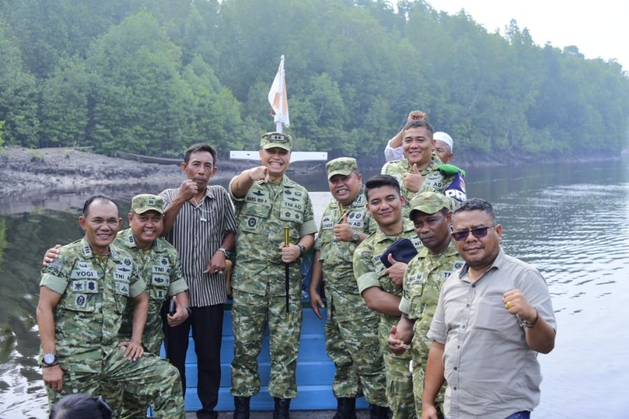 Susur Sungai Muara Bukit Batu, Dandim Bengkalis Pantau Kondisi Wilayah dan Perkuat Kesiapsiagaan