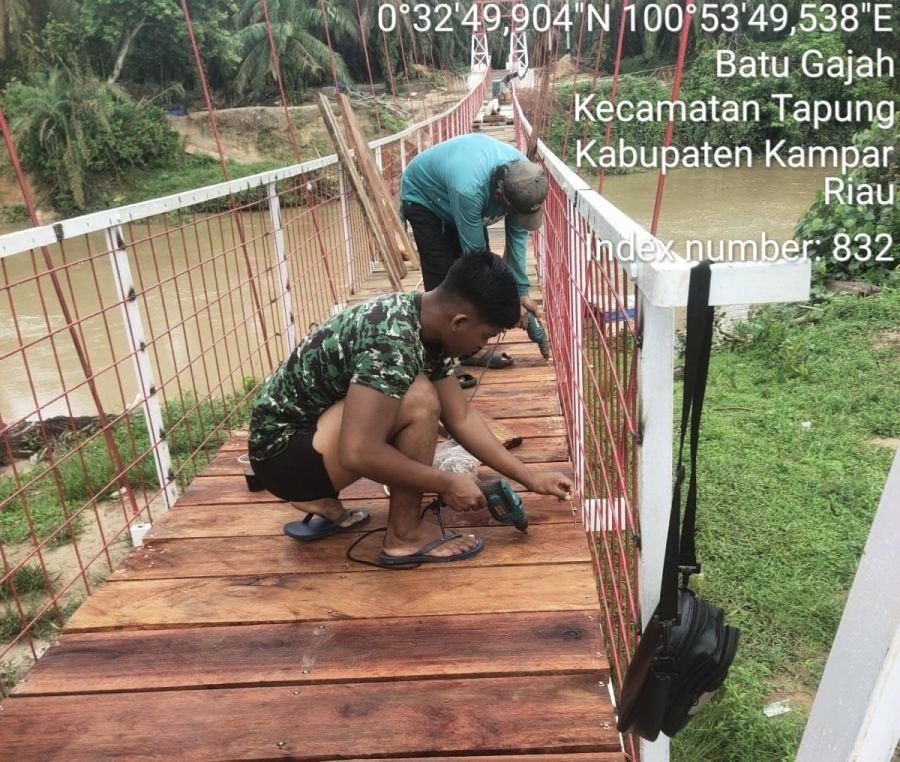 Target Segera Fungsional, Kodim 0313/KPR Percepat Pemasangan Ram Kawat Jembatan Garuda.