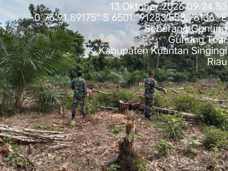 Terus Jaga Hubungan Baik, Babinsa Laksanakan Komsos Bersama Warga