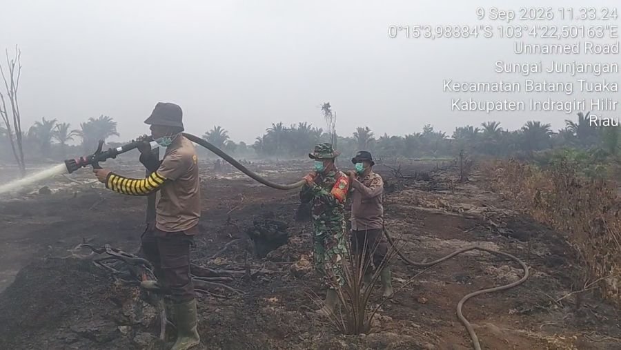 Tim Gabungan Padamkan Karhutla 2 Hektare di Desa Junjangan
