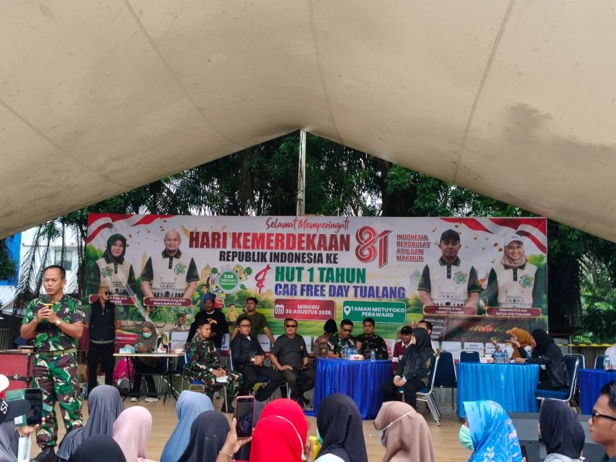 Tim Mabes TNI dan Siswa Seskoad Sosialisasikan Pencegahan Karhutla di Tengah Car Free Day Tualang.