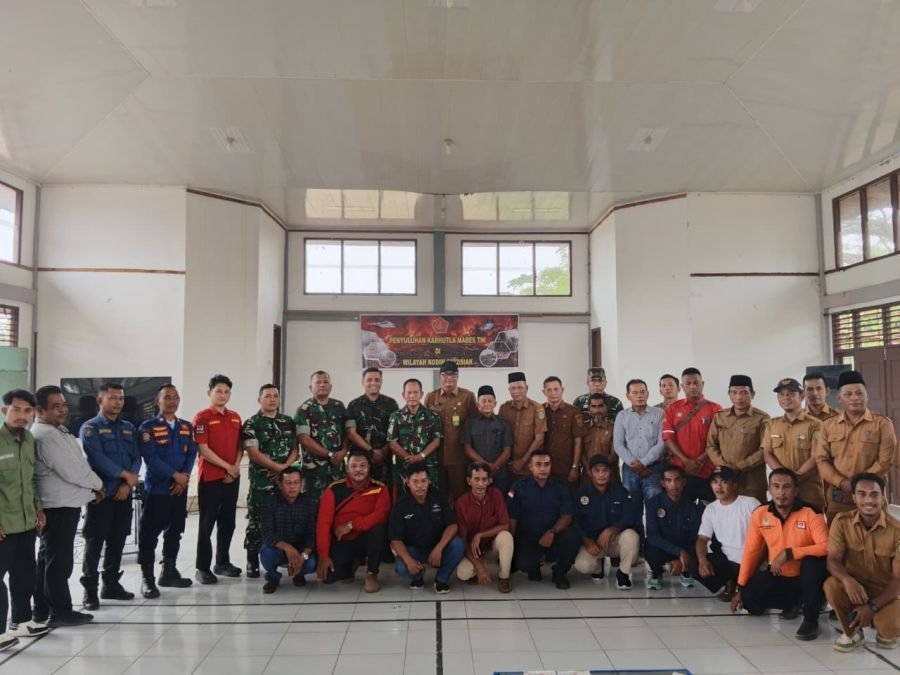 Tim Mabes TNI Perkuat Edukasi Karhutla di Mempura, Ajak Masyarakat Cegah Kebakaran Sejak Dini