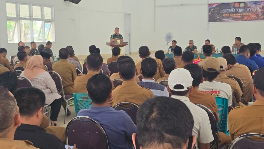 Tim Mabes TNI Perkuat Pencegahan Karhutla di Kuantan Hilir