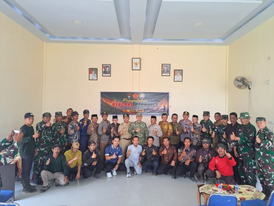 Tim Mabes TNI Sosialisasikan Penanggulangan dan Pencegahan Karhutla