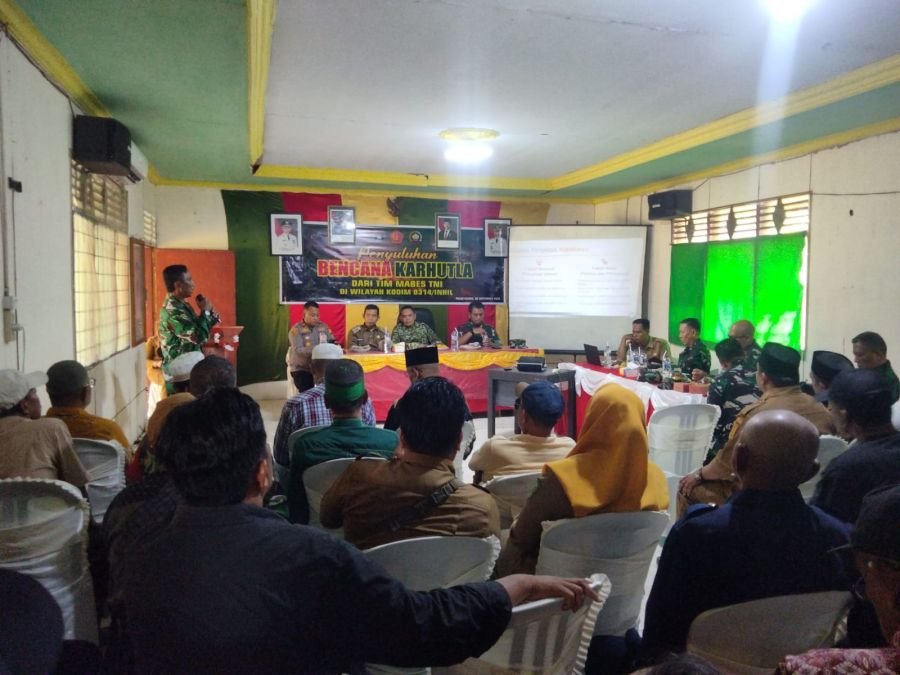 Tim Mabes TNI Sosialisasikan Penanggulangan dan Pencegahan Karhutla di Pulau Kijang