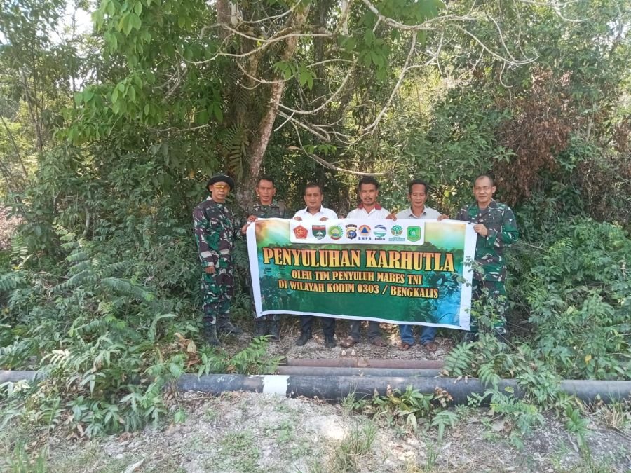 Tim Mabes TNI Turun ke Titik Karhutla, Pastikan Penanganan di Meranti Tak Berhenti di Atas Kertas