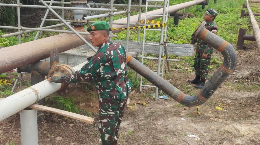 Tim Patroli SKK Migas Koramil 16 Tapung Lakukan Patroli Rutin