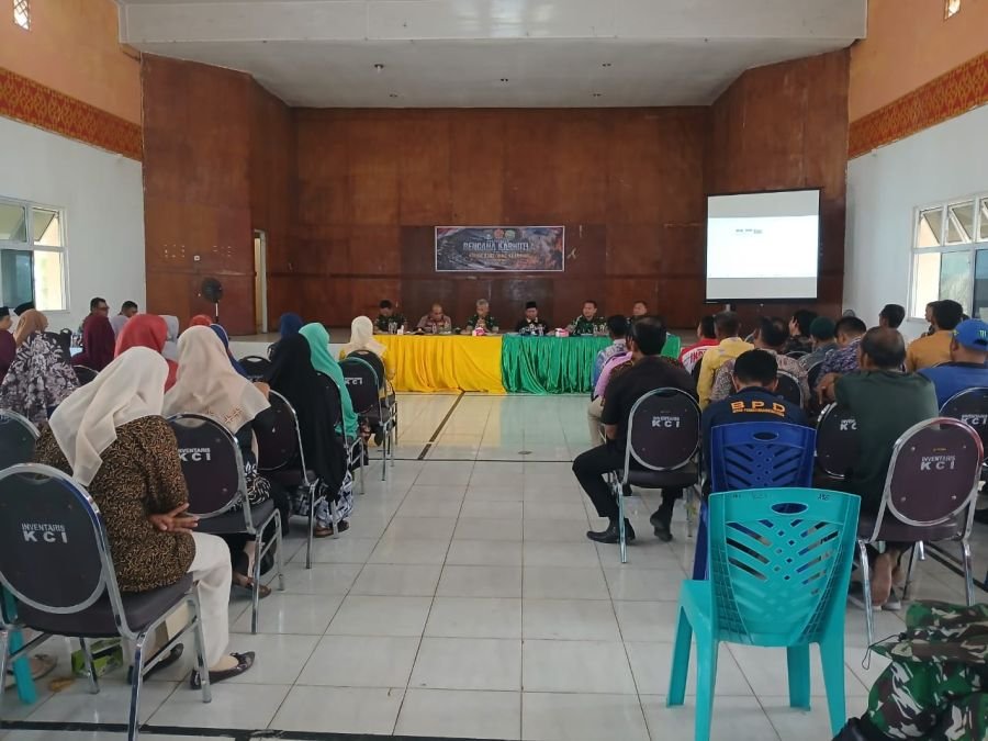 Tim Penyuluh Mabes TNI Edukasi Masyarakat Inuman Cegah Karhutla