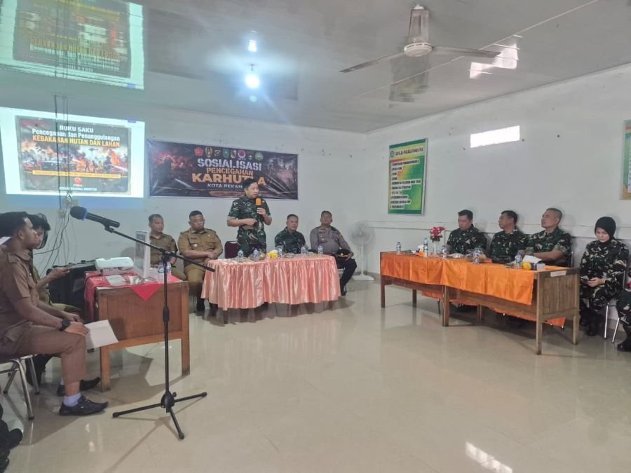 Tim Penyuluh Mabes TNI Edukasi Warga Binawidya, Perkuat Pencegahan Karhutla di Wil Kodim 0301/PBR