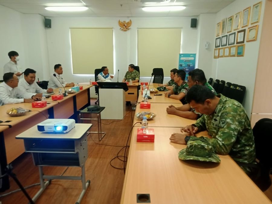 Tim Penyuluhan Karhutla Mabes TNI Perkuat Sinergi Pencegahan Karhutla di PLTU Tenayan