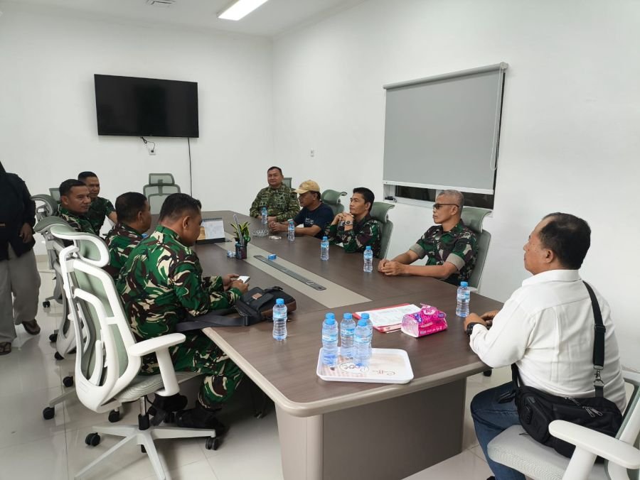 Tim Penyuluhan Mabes TNI Edukasi Warga Kuantan Tengah Cegah Karhutla