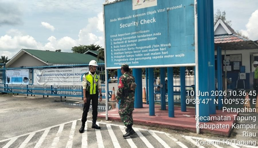 Tim SKK Migas Koramil 16/Tapung Lakukan Patroli Guna Memastikan Keamanan di Objek Vital Nasional