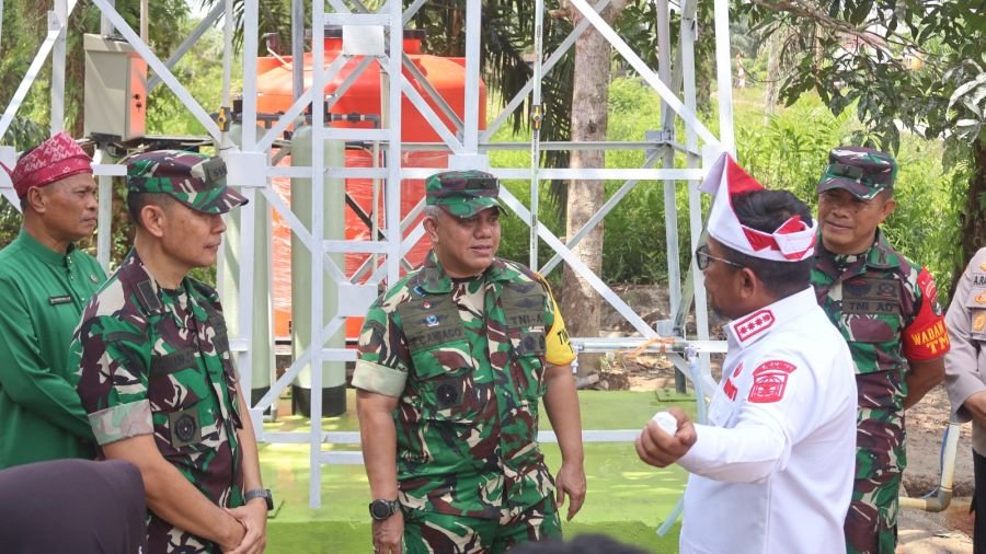 Tinjau Hasil Pembangunan TMMD ke-129, Tim Wasev Mabesad Brigjen TNI Zulfirman Chaniago, S.I.P., M.Ha